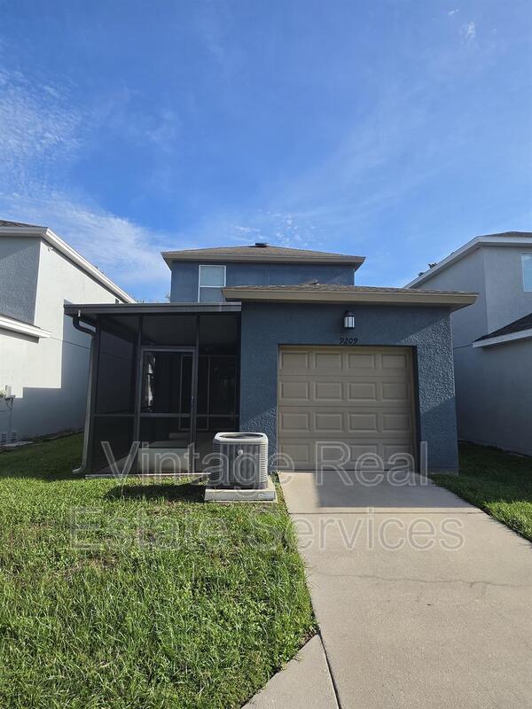 Building Photo - 9209 English Oaks Ln