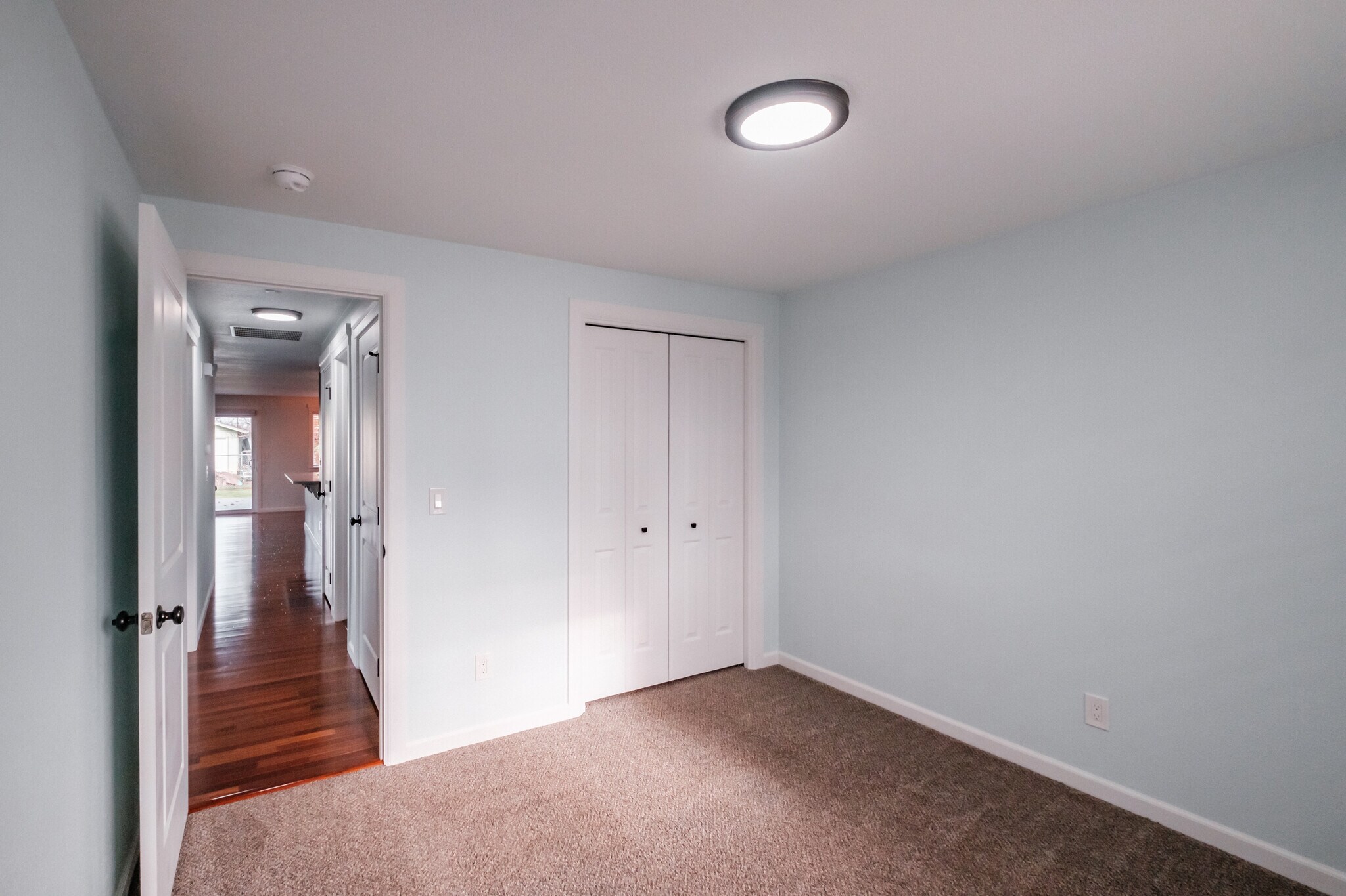 Building Photo - 401 Whittier St