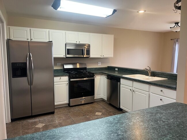 Building Photo - 2059 Orchard Ln