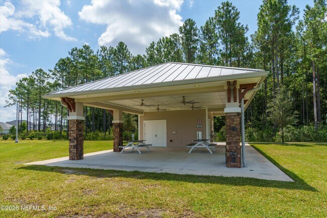 Building Photo - 73 Oaklawn Ct