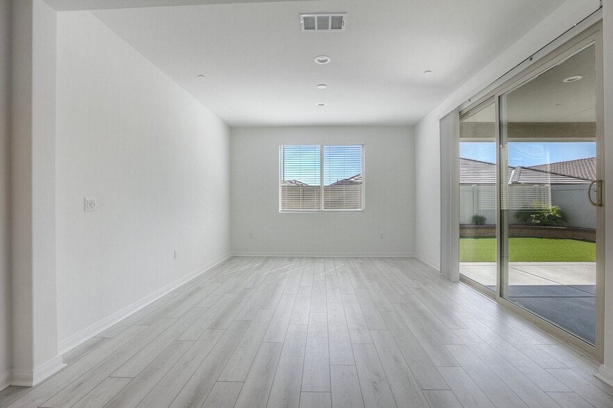 Building Photo - 29587 Fortitude Dr