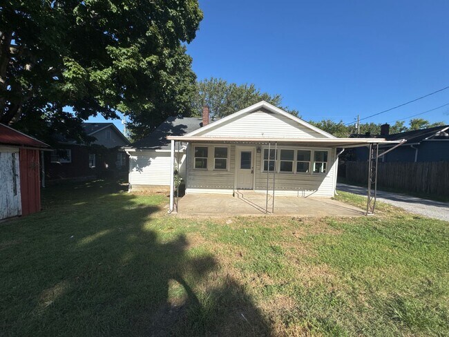 Building Photo - 114 N Hatton Ave