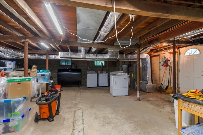Building Photo - 41 Culross Dr