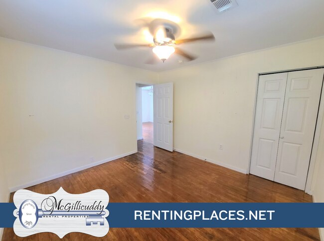 Building Photo - 1209 Holden St