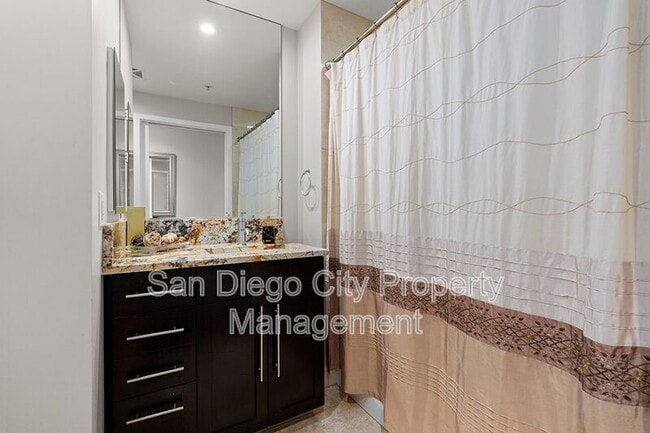 Building Photo - 1262 Kettner Blvd