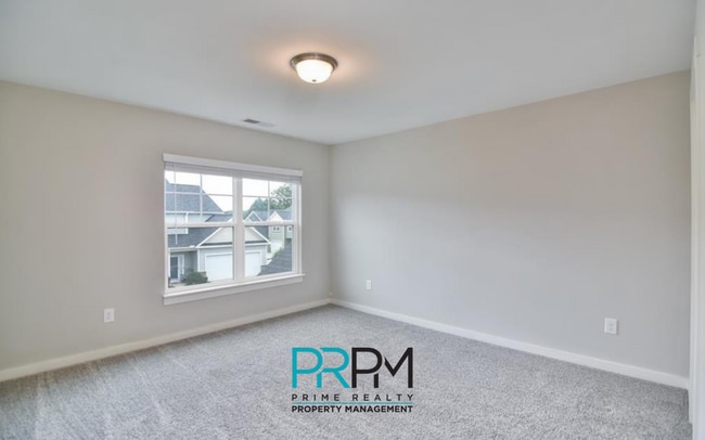 Building Photo - 826 Stonebriar St