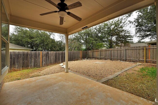 Building Photo - 1109 Fossil Cove