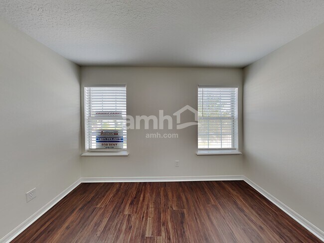 Building Photo - 4860 Windbourne Way