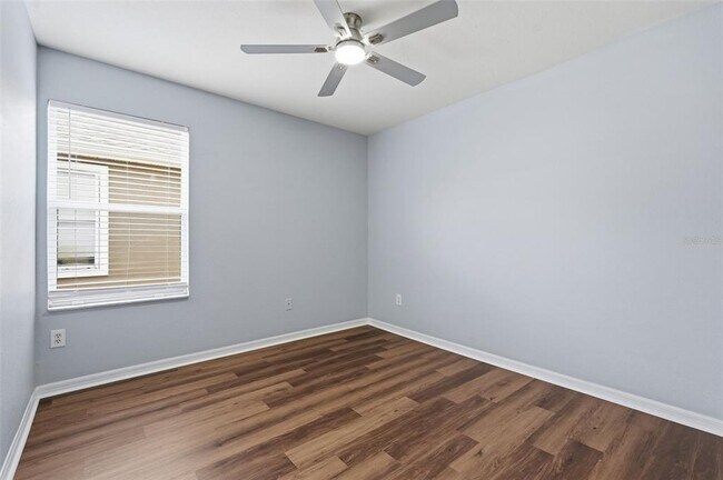 Building Photo - 2505 Harn Blvd