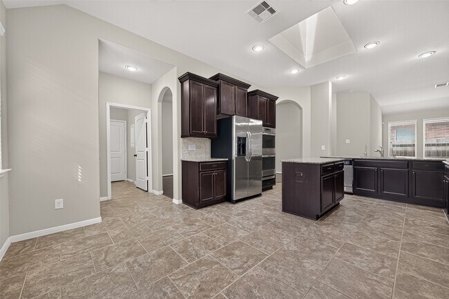 Building Photo - 24311 Piazza Dr