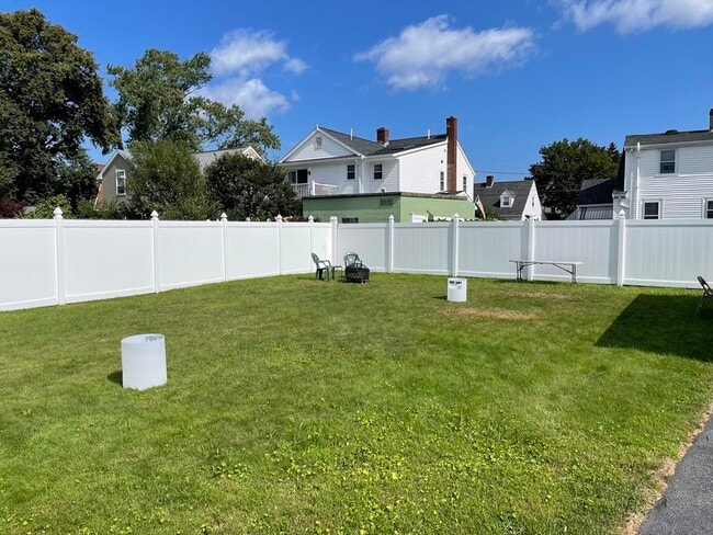 Building Photo - 226 Nevada St