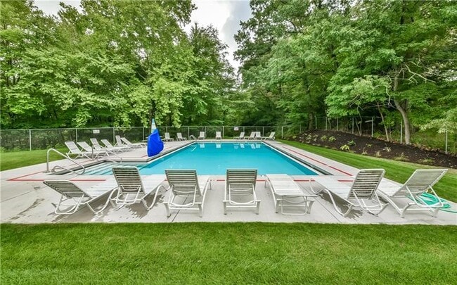 Building Photo - 4413 Laurel Oak Dr