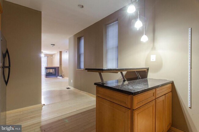 Building Photo - 4436 Sansom St