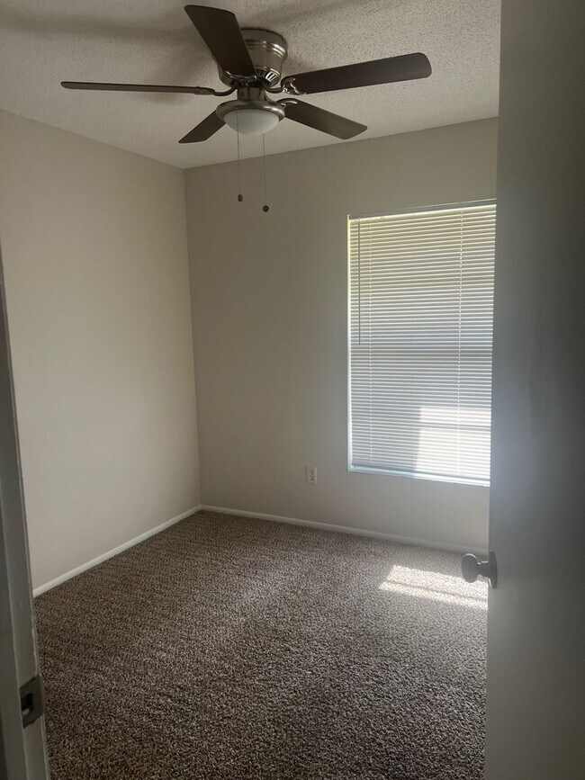 Building Photo - Winter Springs home!!