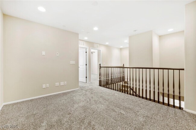 Building Photo - 7511 Bedford Ridge Ct