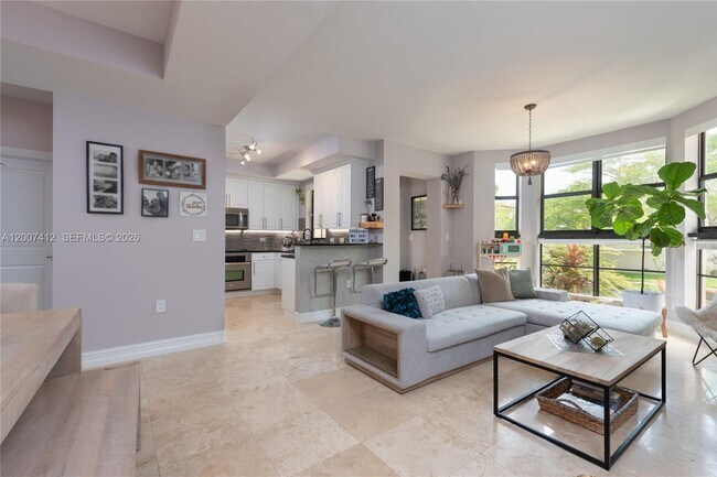 Building Photo - 1650 Galiano St