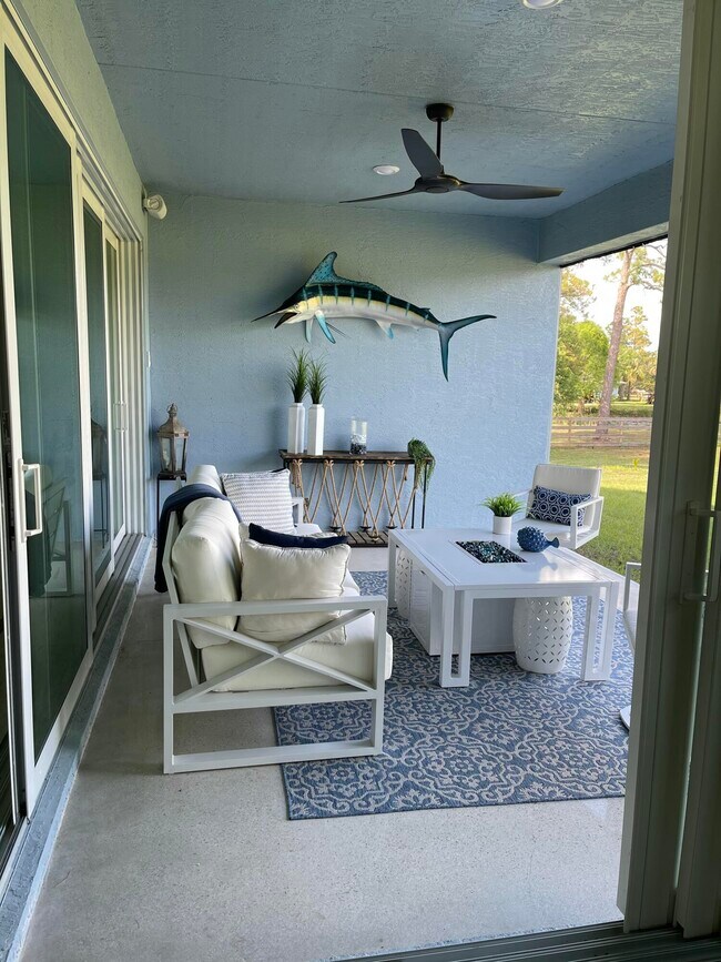 Building Photo - 3155 SW 78th Ave