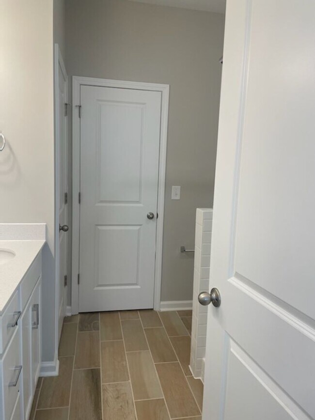 Building Photo - 3 BR 2.5 BA-  New Construction Townhouse for RENT