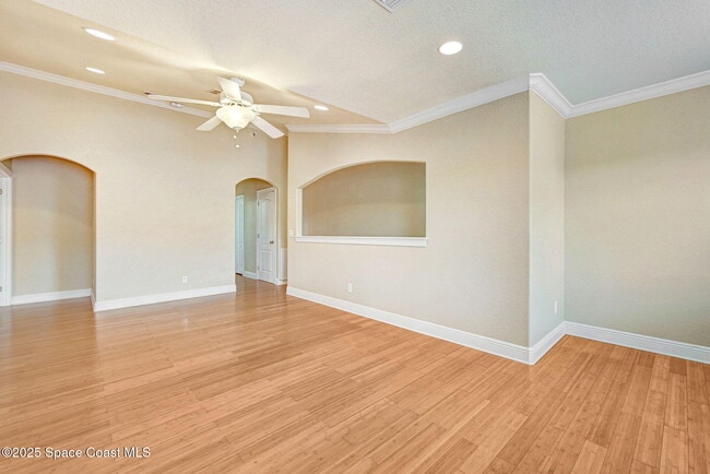 Building Photo - 1795 Noel Pl