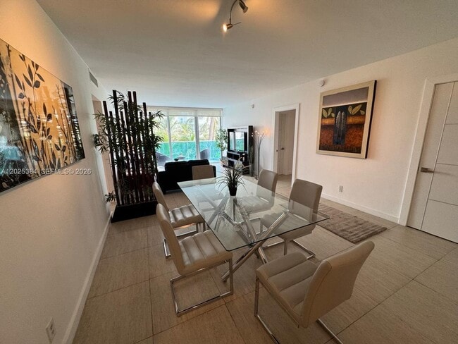 Building Photo - 4001 S Ocean Dr