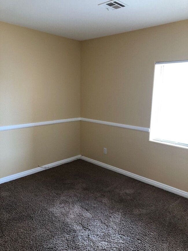 Building Photo - Single Story home in Northshore!