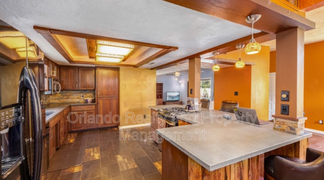 Building Photo - 1483 Glastonberry Rd