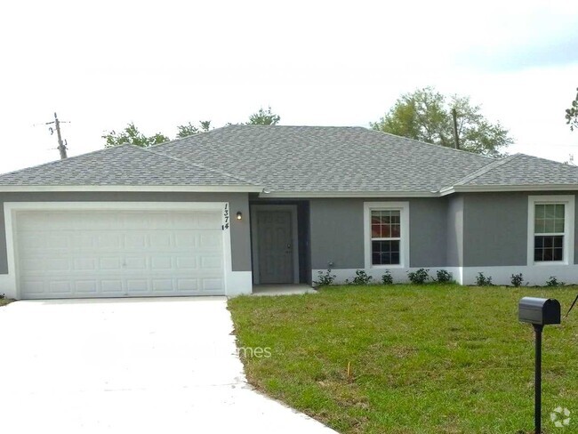 Building Photo - 1374 SW Porter Rd