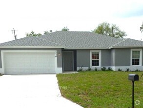 Building Photo - 1374 SW Porter Rd