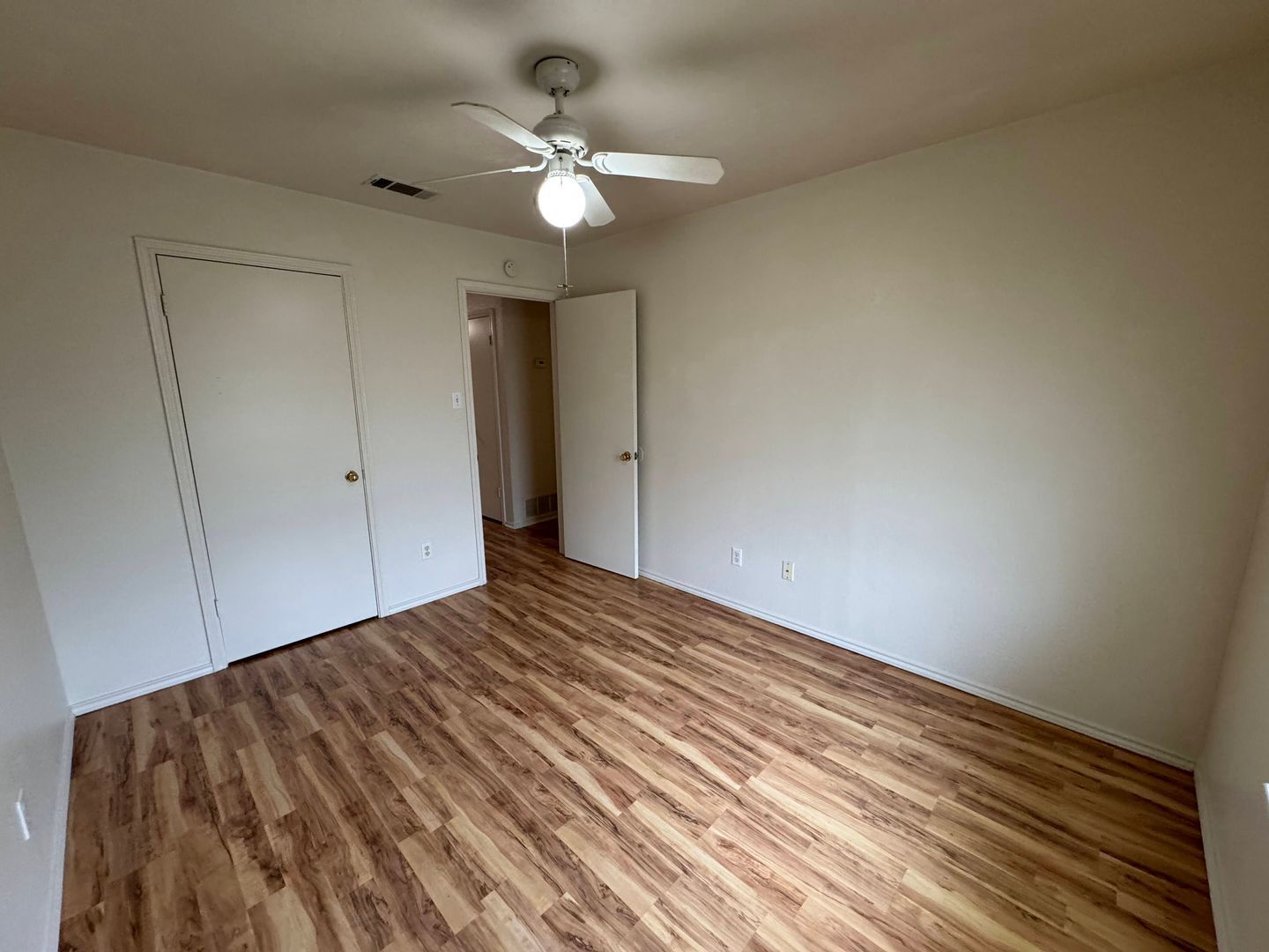 Building Photo - 1701 Benttree Dr