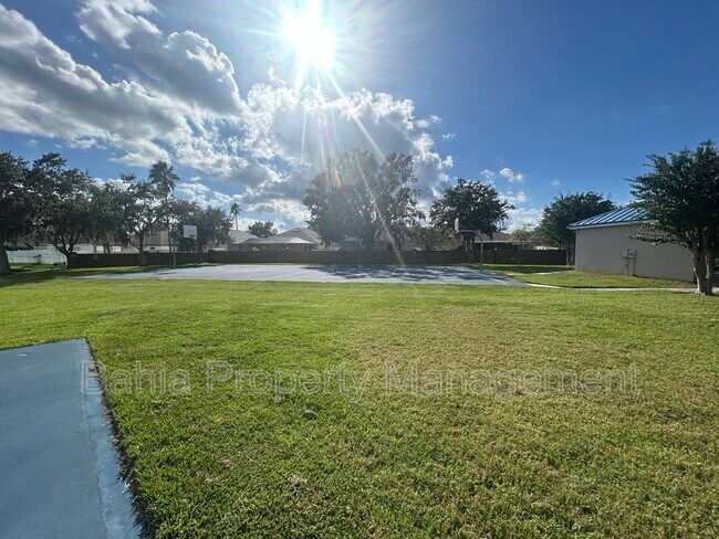 Building Photo - 1309 Horsemint Ln