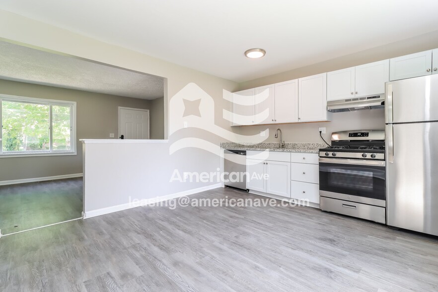 Building Photo - 4312 Moore St