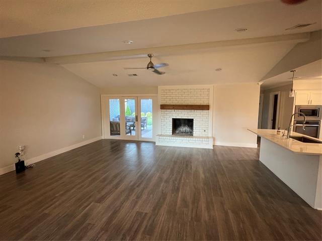 Building Photo - 3002 Canyon Brook Dr