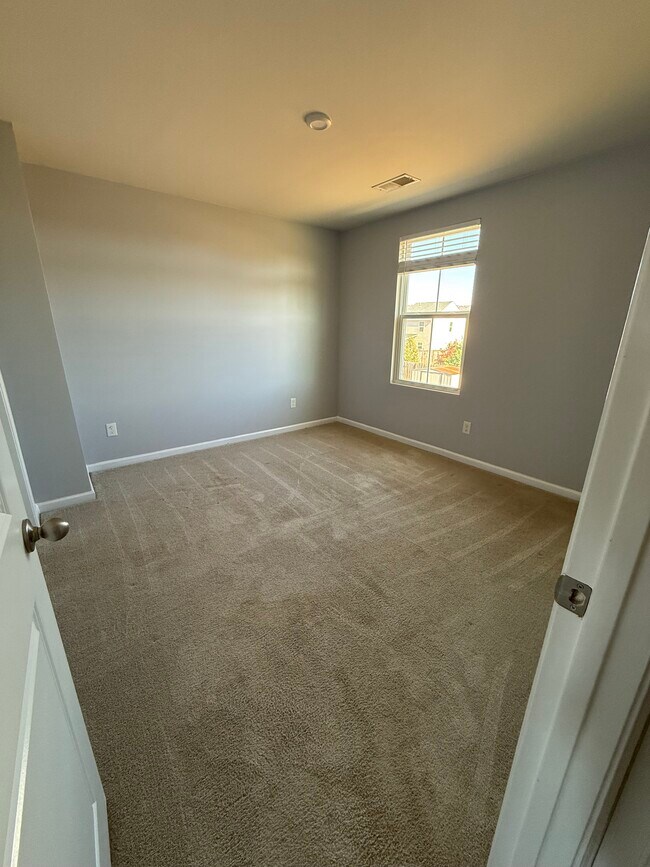 Building Photo - 704 Braeswood St