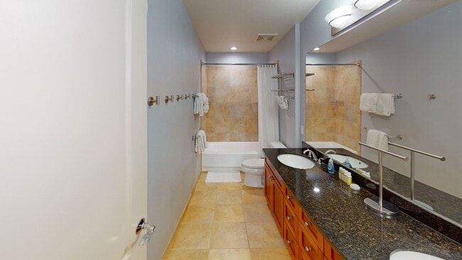 Building Photo - Upgraded Furnished 3 Bedroom, 2 Bath Home ...
