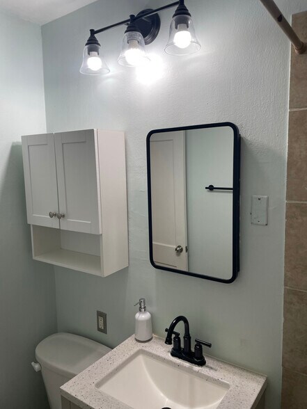 Building Photo - 1665 Tonawanda Ave