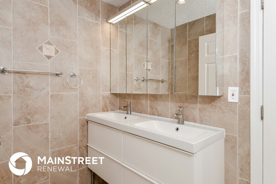 Building Photo - 4938 GEORGE