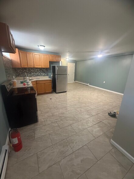 Building Photo - 14738 Springfield Ln