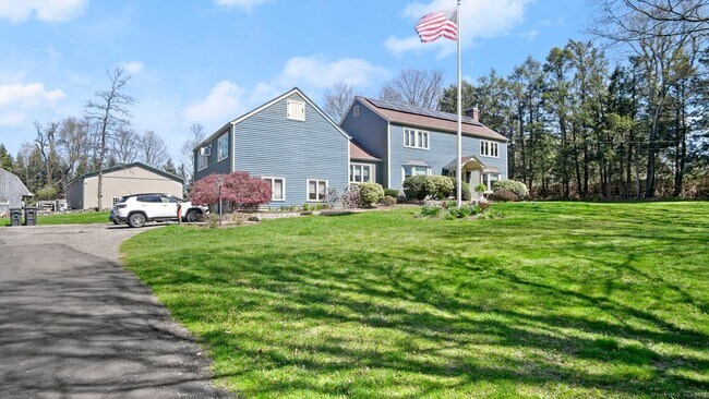 Primary Photo - 37 Vista Dr