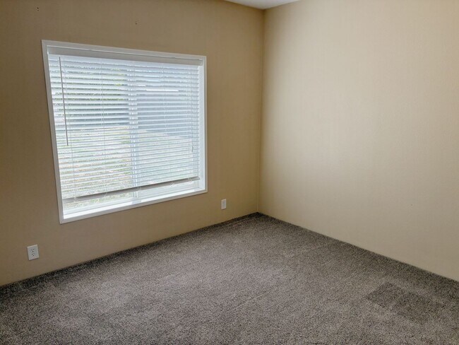Building Photo - Beautiful 3 Bed, 2 Bath Home in Idaho Falls, Idaho!