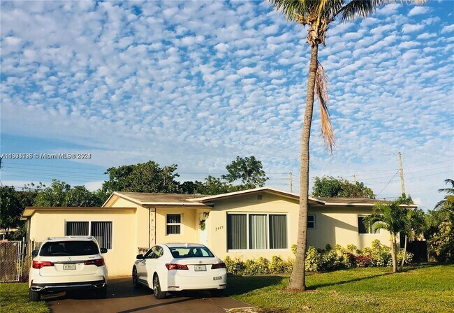 Building Photo - 2449 SW 7th St