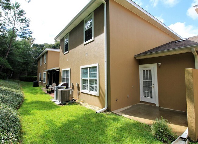 Building Photo - Townhome in Bluewater Bay