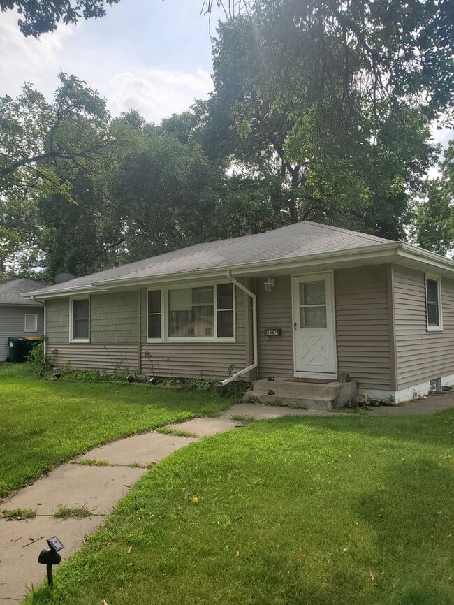 Primary Photo - 5857 N Colfax Ave