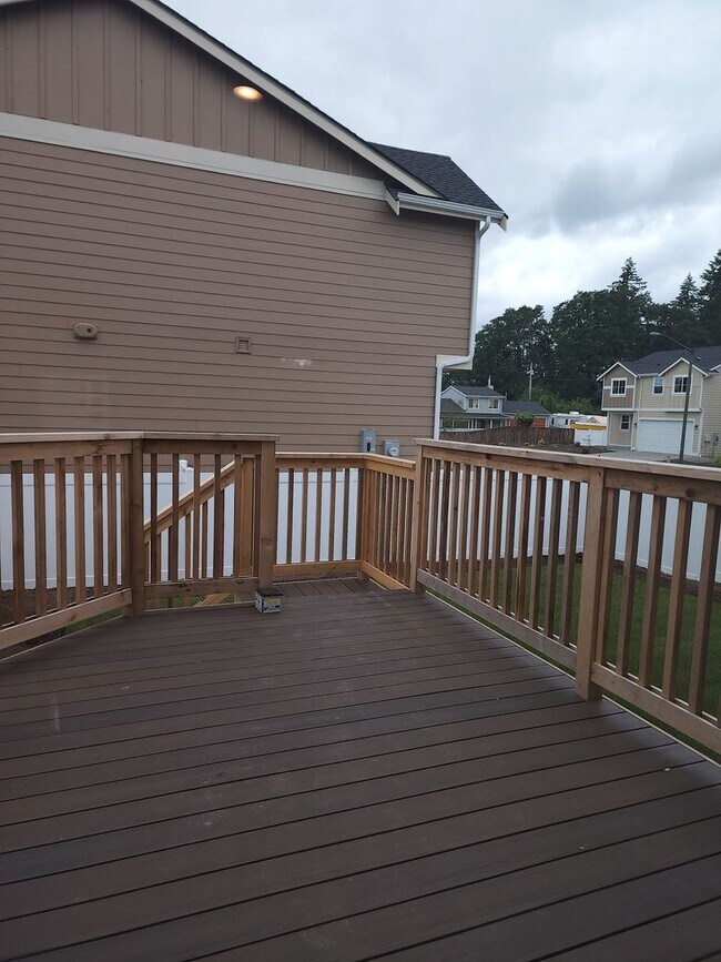 Building Photo - Yelm Creek Estates, New Construction 4 Bedroom, 2.75 Bathroom with Den