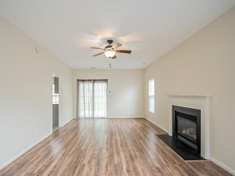 Building Photo - 1048 Wyndfall Dr