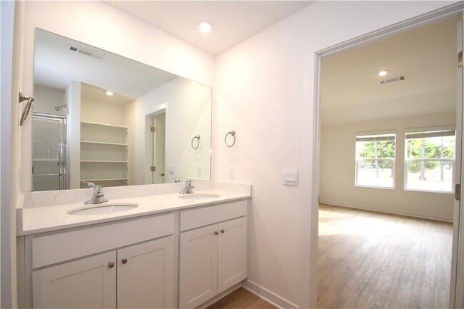 Building Photo - 367 Florida Ave