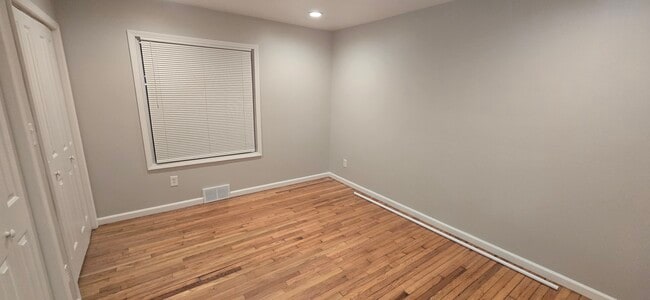 Building Photo - 15800 Whitcomb