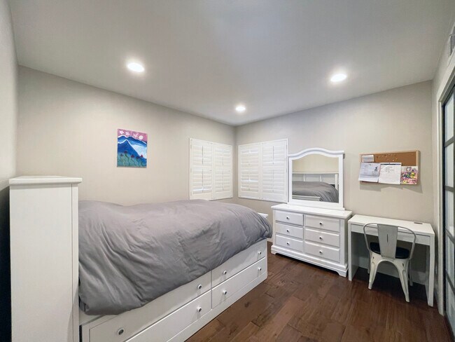 Building Photo - 14717 Terryknoll Dr