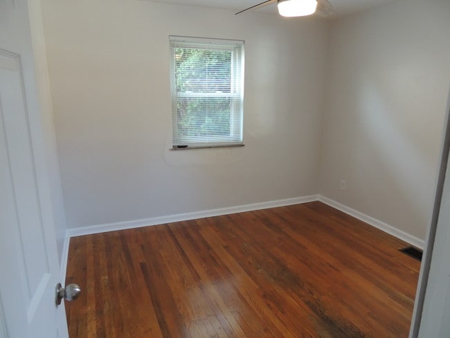 Building Photo - 9663 West Ave