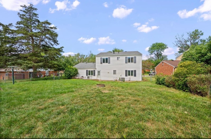 Building Photo - 1002 Stanwood Dr