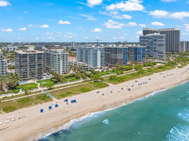 Building Photo - 9511 Collins Ave